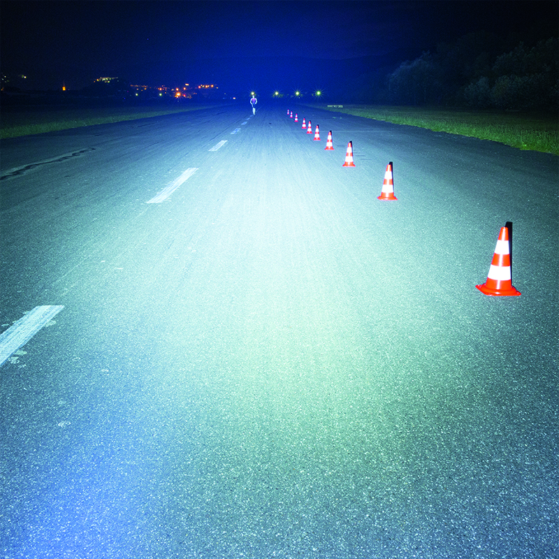 Faro delantero sigma buster 2000