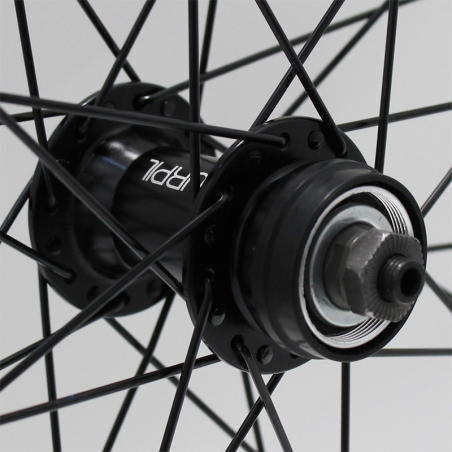 Rueda delantera negra center lock 27.5"
