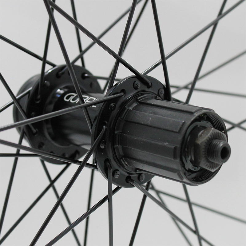 Rueda trasera nainer negra center lock cass 8-11v